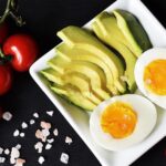 Metabolizmayı Hızlandıran Yiyecekler 46 Avokado yumurta min