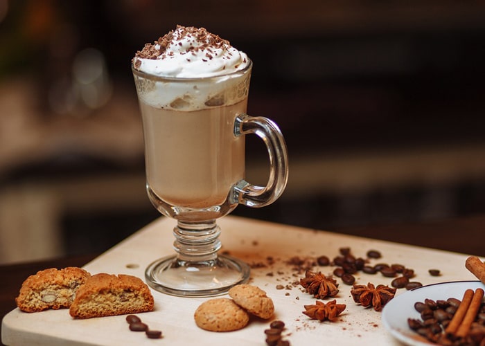 Karamelli Mocha ve Vanilya'lı Latte İle Evde Olamanın Tadını Çıkarın 52 Mocha min