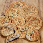 Cevizli, Zeytinli, Hurmalı, Unsuz...Çeşit Çeşit Ramazan Pidesi Tarifleri 42 Ramazan pidesi 1 min