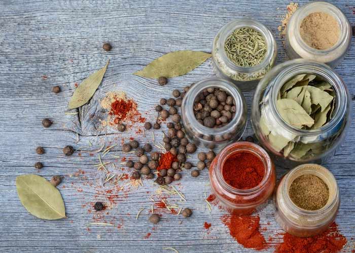 Kuruyemiş, Baharat ve Bakliyatlar İçin Saklama Önerileri 42 baharatlik 1