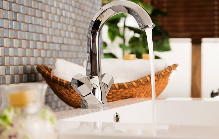 Sirke ve Karbonat İle Banyo Temizliğinin Püf Noktaları 46 banyo temizligi 1