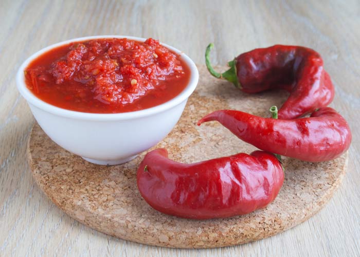 Güneşte Kurutulmuş Biber Salçası Yapmanın Püf Noktaları 56 biber salcasi 1