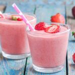 Çilekli Smoothie vs Çilekli Dondurma 41 cilekli smothie min