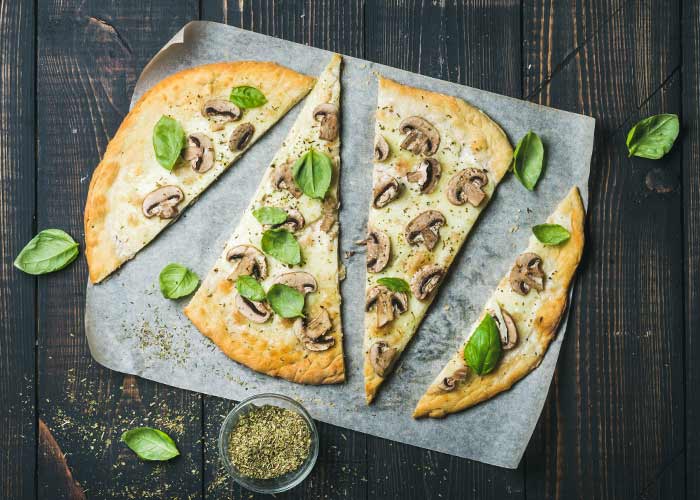 Mantarlı Pizza 44 mantarli pizza 1