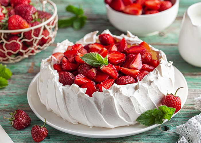 Pavlova vs Milföylü Pasta…Sizin Tercihiniz Hangisi? 46 pavlova min